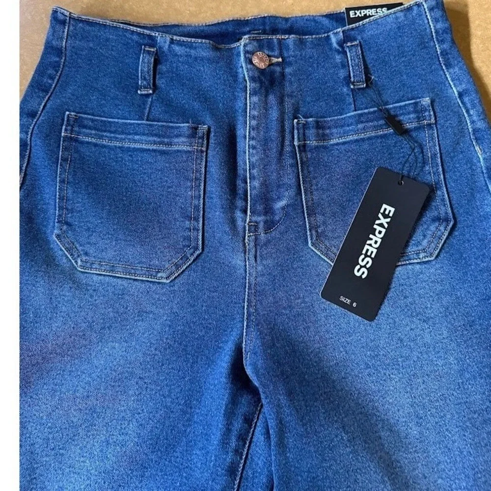 Express High Rise Wide Leg‎ Jeans Medium Wash Blue Size 6 NWT 10045DDM